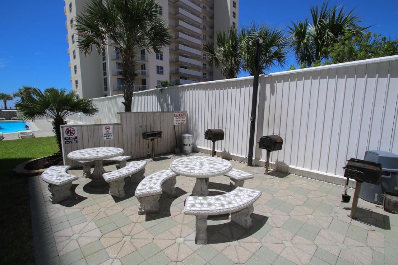 Navarre Towers #203 Exterior photo